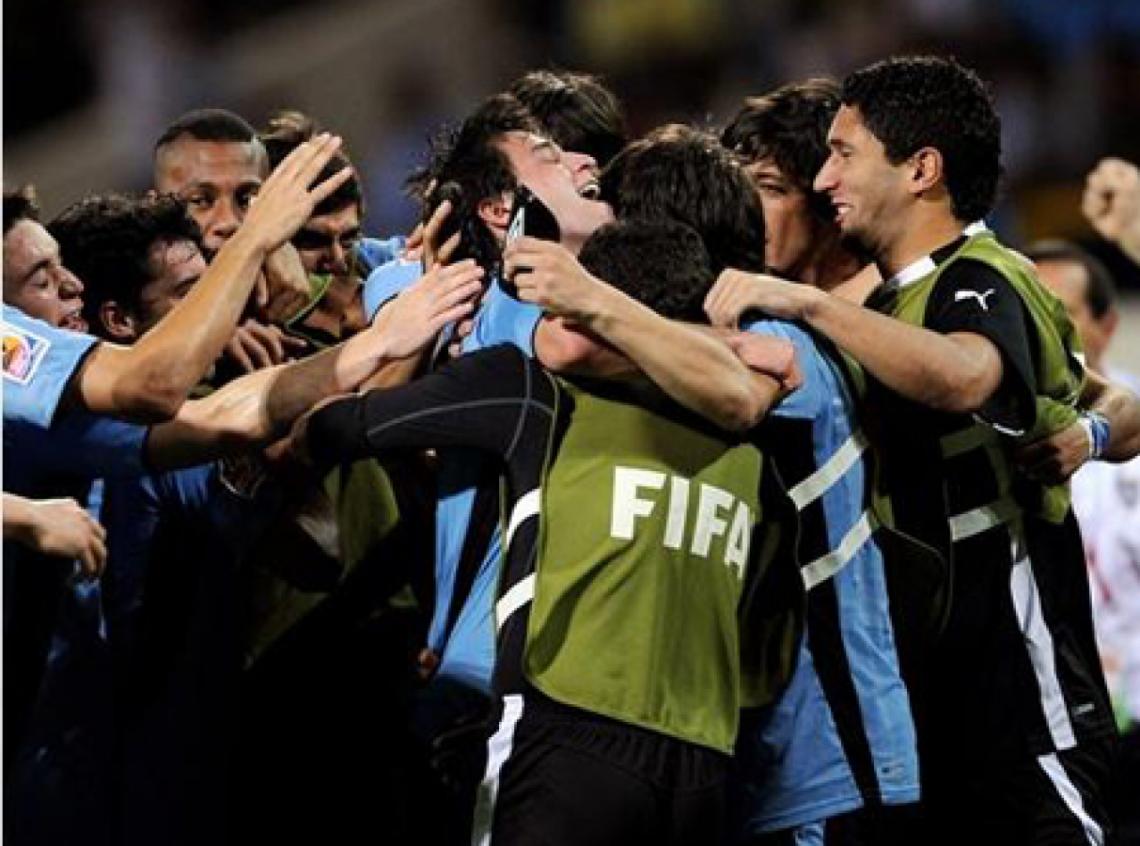 Imagen Lodeiro y el festejo de todo Uruguay (Fifa.com).