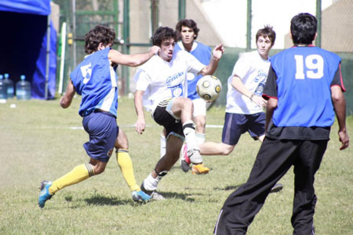 Imagen ONCE CANDIDATOS buscan un lugar en el reality que apadrinan Enzo Francescoli y Zinedine Zidane.