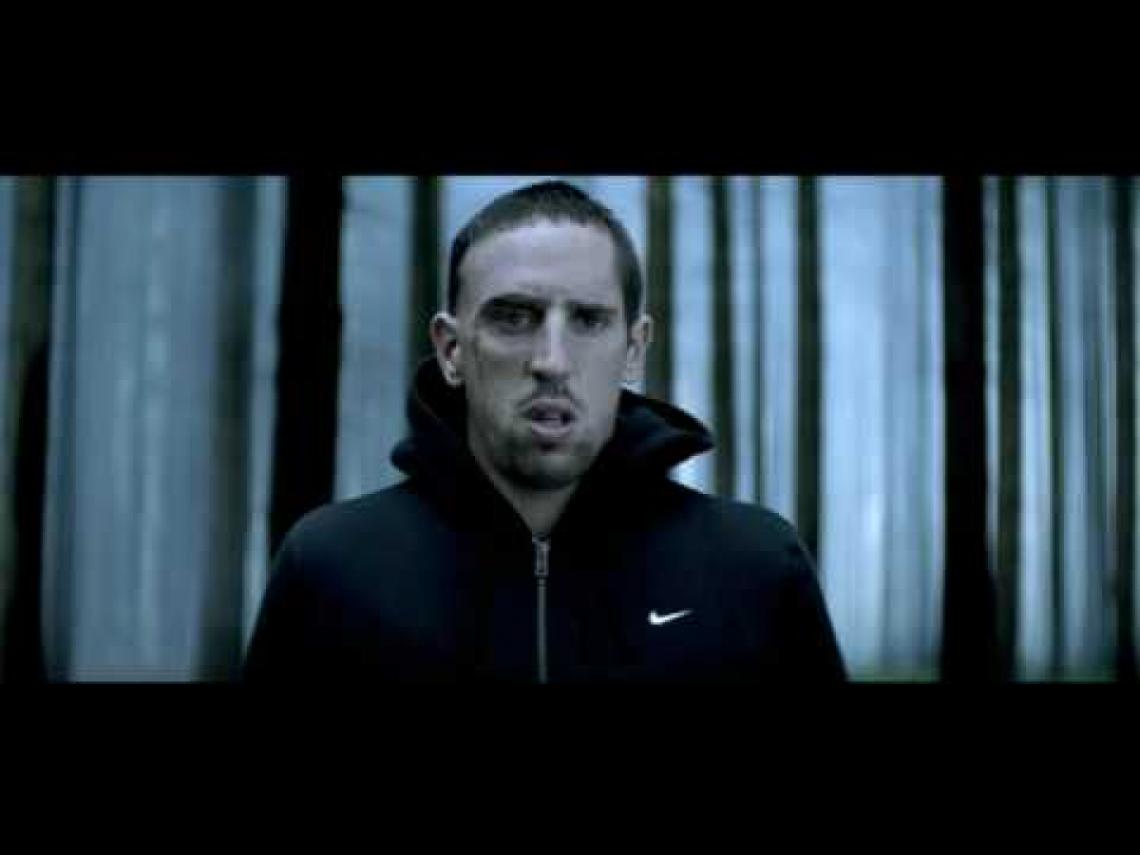Imagen RIBERY se queda sin publicidad gigante en su pueblo. Las autoridades no le perdonan su participación en el escándalo con una prostituta.
