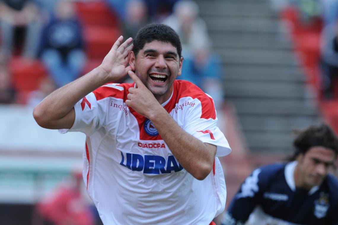 Imagen ORTIGOZA. Marca, juega y hace jugar. Pieza clave del campeón.
