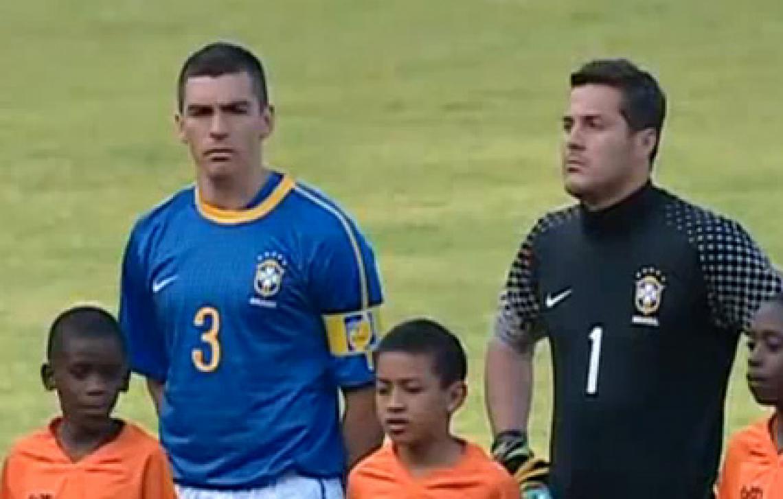 Imagen LUCIO Y JULIO CESAR, referentes de Brasil en la Selección, también juegan juntos en el Inter de Italia.