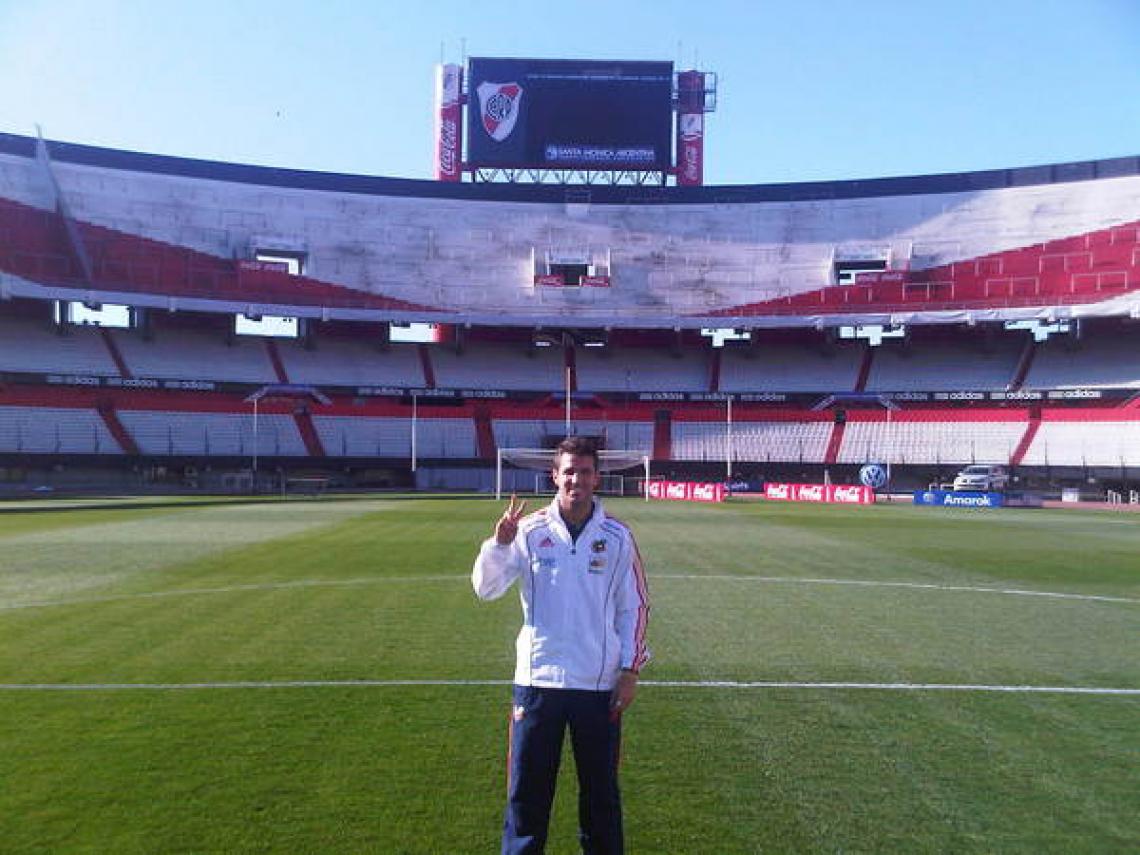 Imagen "En el monumental de river plate. Impresionante!"