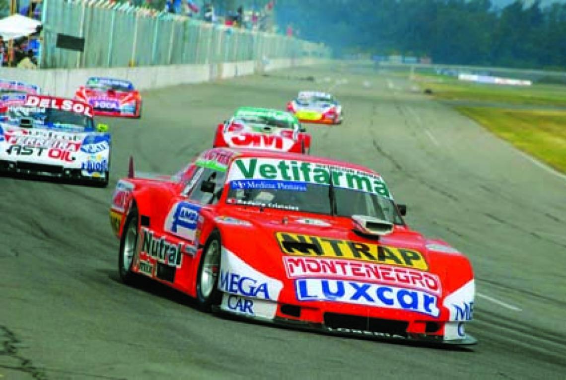Imagen ESTE AÑO en Rafaela con su Dodge N°9, Pinchito logró su primera victoria en Turismo Carretera.