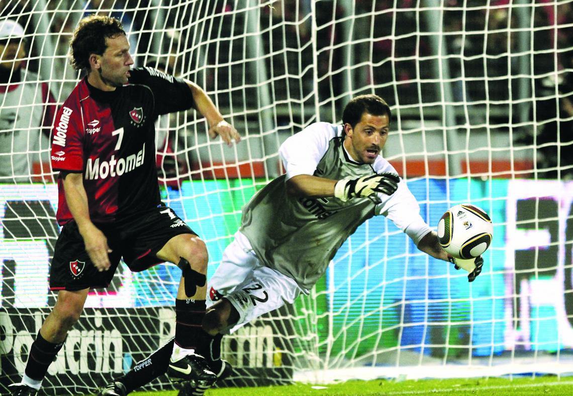Imagen DESDE QUE se afirmó en Newell´s, Peratta mostró su mejor versión. Es referente de un ciclo que apunta a coronarse con un título.