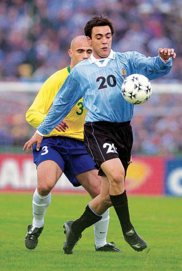 Imagen El delantero, de 35 años, convirtió 12 goles en la selección uruguaya.