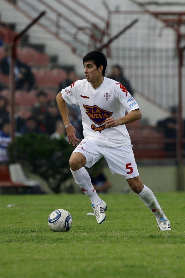 Imagen RODRIGO BATTAGLIA, 20 años, fue figura en el Sudamericano, ahora pelea un puesto en el Mundial Sub 20