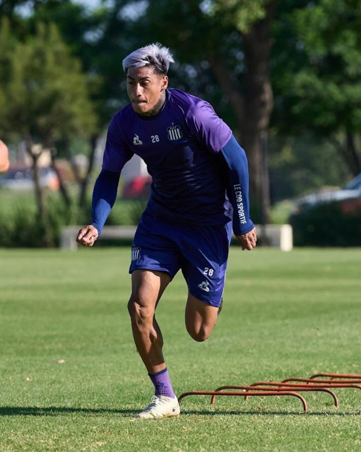 Imagen Juan Portillo se entrena apartado en Córdoba a la espera de una resolución.