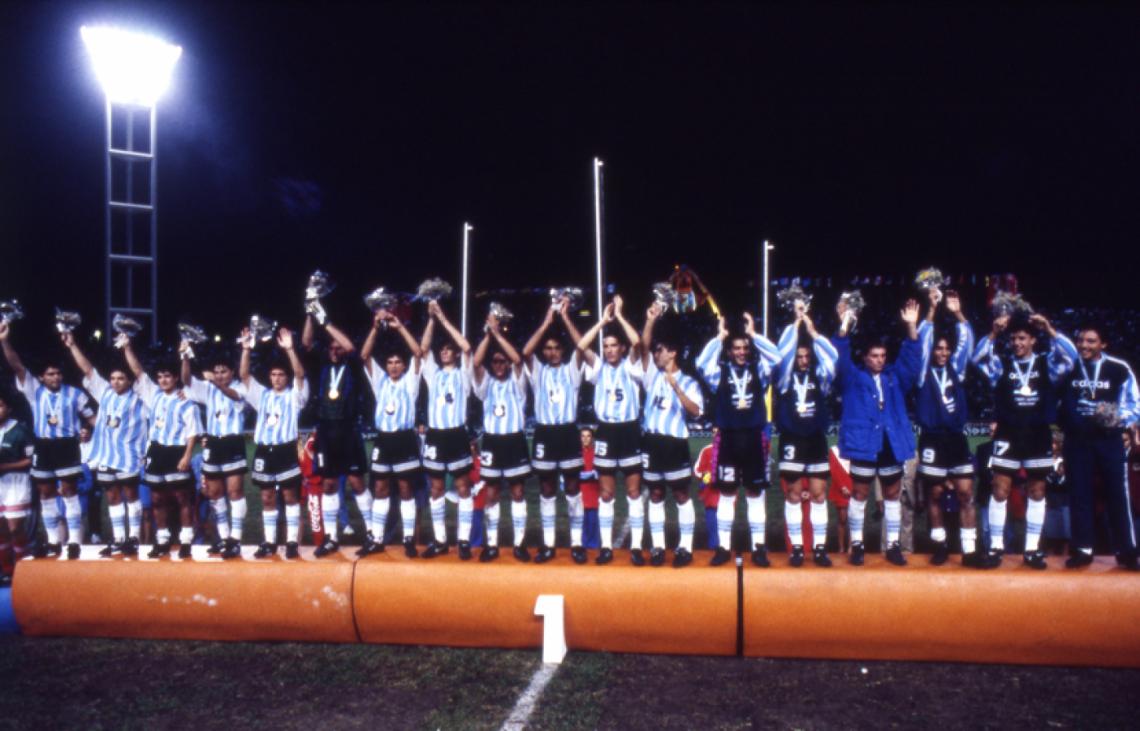 Argentina campeón de los Panamericanos de 1995 El Gráfico