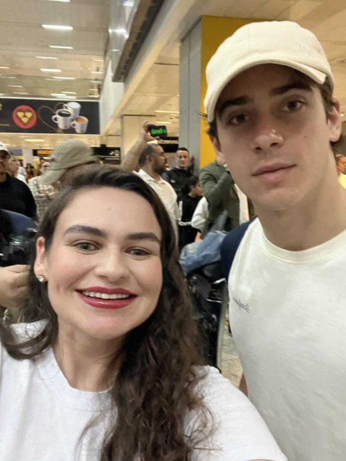 Imagen Colapinto se sacó fotos en el aeropuerto de San Pablo.