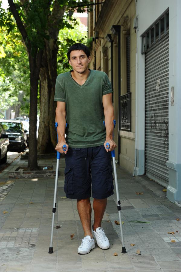 Imagen NICO, por las calles de Núñez, donde hizo la rehabilitación con Araguas y García, kinesiólogos de la Selección.