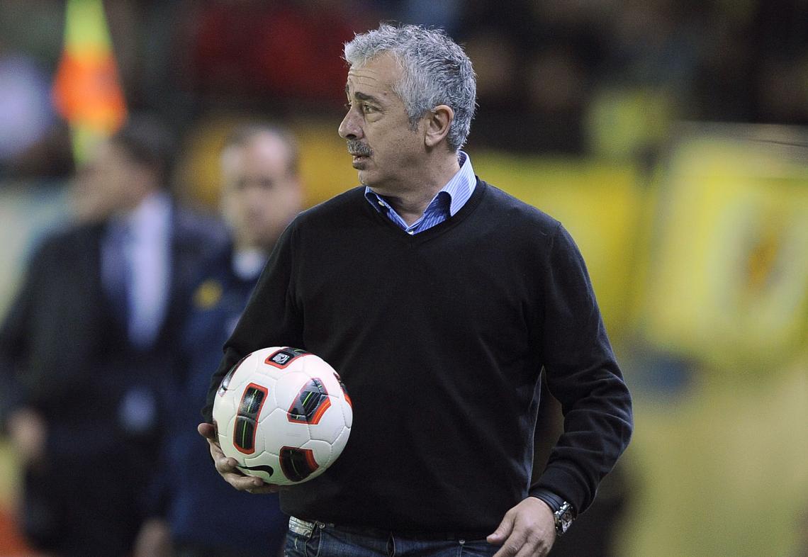 Imagen ESTA SEMANA FUE ANUNCIADO como nuevo entrenador del Villarreal. Asumía el viernes. Mourinho le escribió una carta de despedida