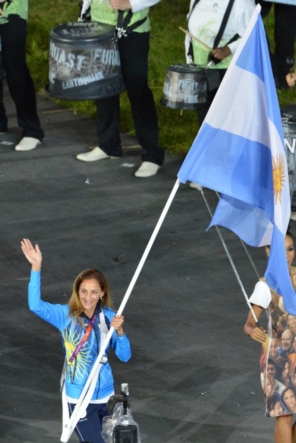 Imagen LUCHA AYMAR encabezó la delegación argentina. Alrededor de las 18 de nuestro país, aparecieron en escena los atletas nacionales.