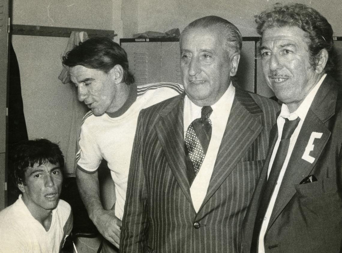 Imagen JUNTO A ARAGON CABRERA, el histórico presidente Millonario, su amigo, con quien no terminó bien, tras su salida definitiva de River.