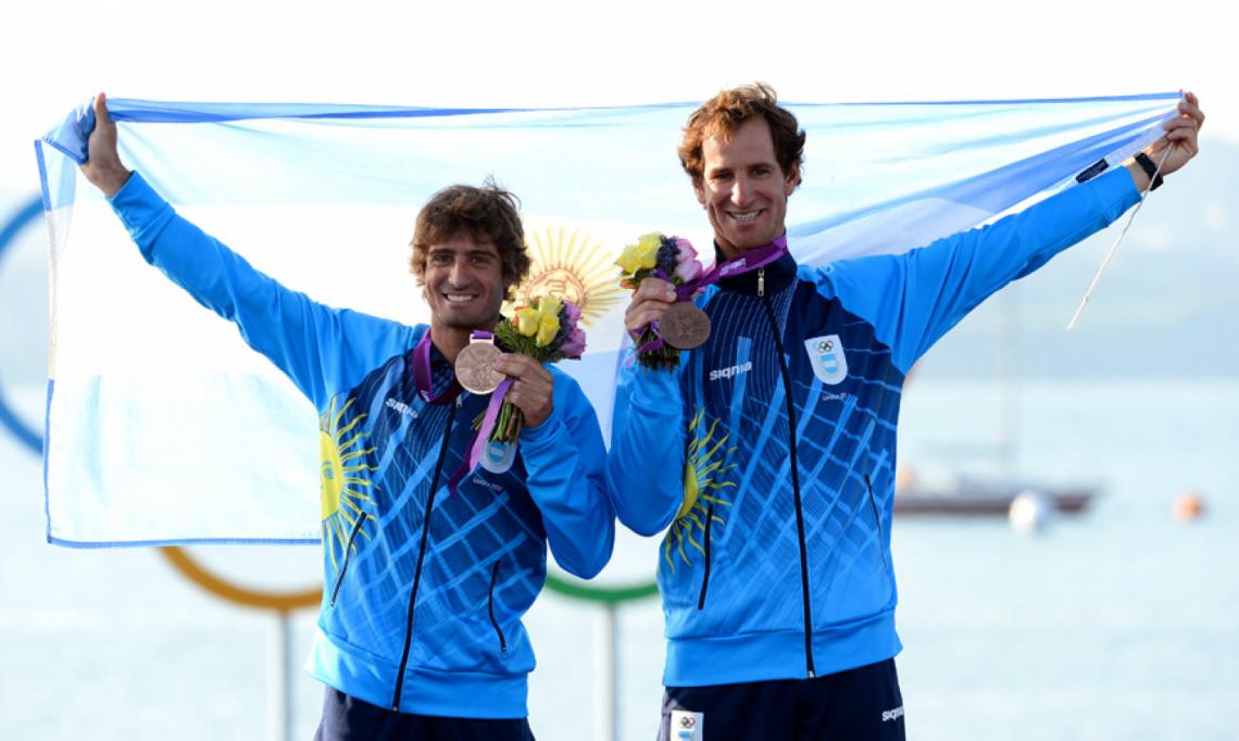 Imagen LUCAS CALABRESE y Juan de la Fuente lograron la medalla de bronce en la clase 470. El yachting sigue dándole alegrías a la Argentina.