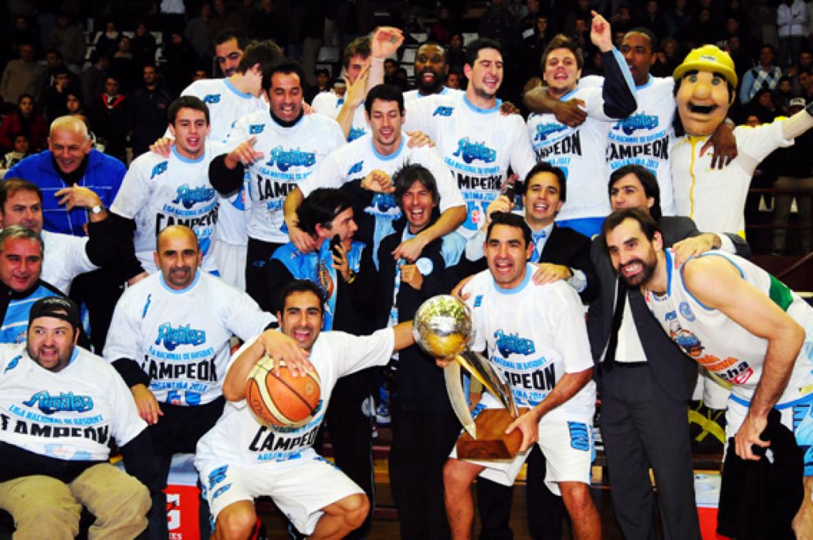 Imagen CAMPEONES. Noche histórica para la provincia de Corrientes. Regata logra su primera Liga Nacional.