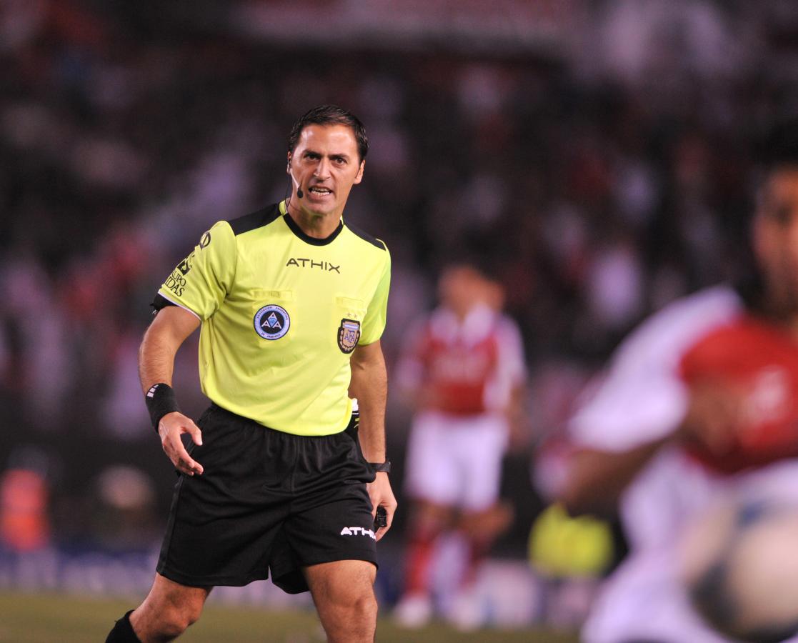 Imagen MAURO VIGLIANO debutó en 2000 en Reserva. Es internacional desde enero de 2013. 