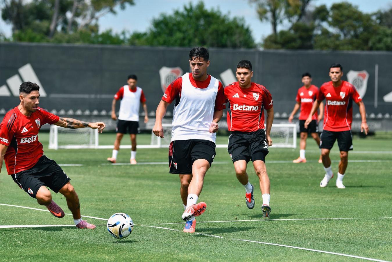 River y Gallardo, de vuelta al trabajo tras el receso navideño | El Gráfico