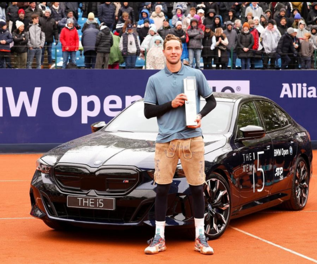 Imagen Jan Lennard Struff y el festejo por su primer título ATP. Foto: BMW Open