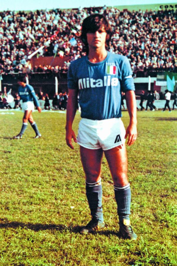 Imagen COMO JUGADOR de Italiano, parecido a Mauro Zárate.