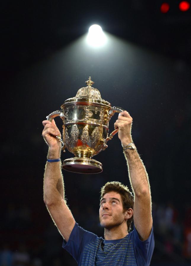 Imagen IMAGEN REPETIDA. Del Potro festeja en Basilea su título N°17. En la final derrotó a Federer.