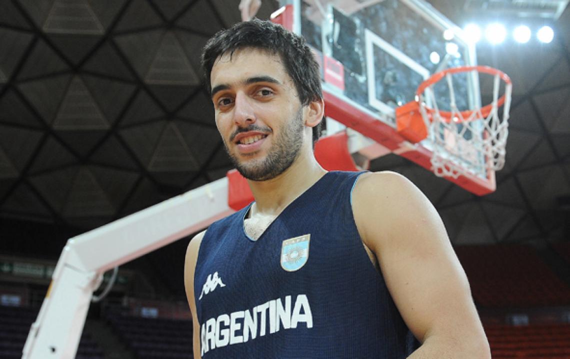 CAMPAZZO brilló en la Selección y asegura un recambio de jerarquía.