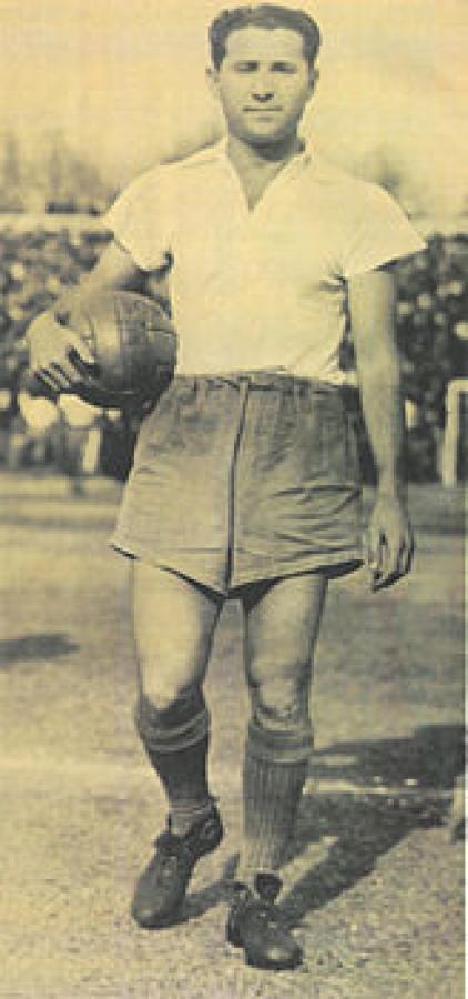 Imagen REBAUTIZADO. Wergifker se convirtió en Pérez. En Argentina nadie daba pie con bola con su apellido, y desde el seno del plantel del River encontraron la solución... le inventaron uno nuevo.