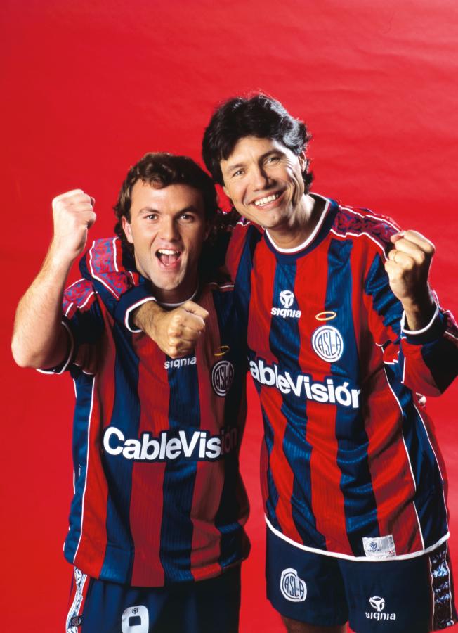 Imagen PRODUCCION con Tinelli por el campeonato que ganó con Pellegrini. Ya tenía buena onda.