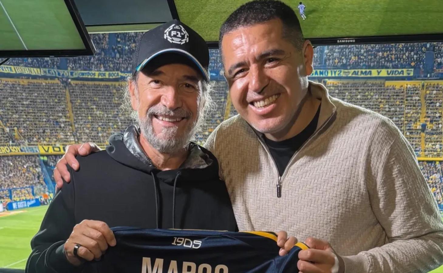 Imagen Marco Antonio Solís y Riquelme, juntos en el palco de Boca.