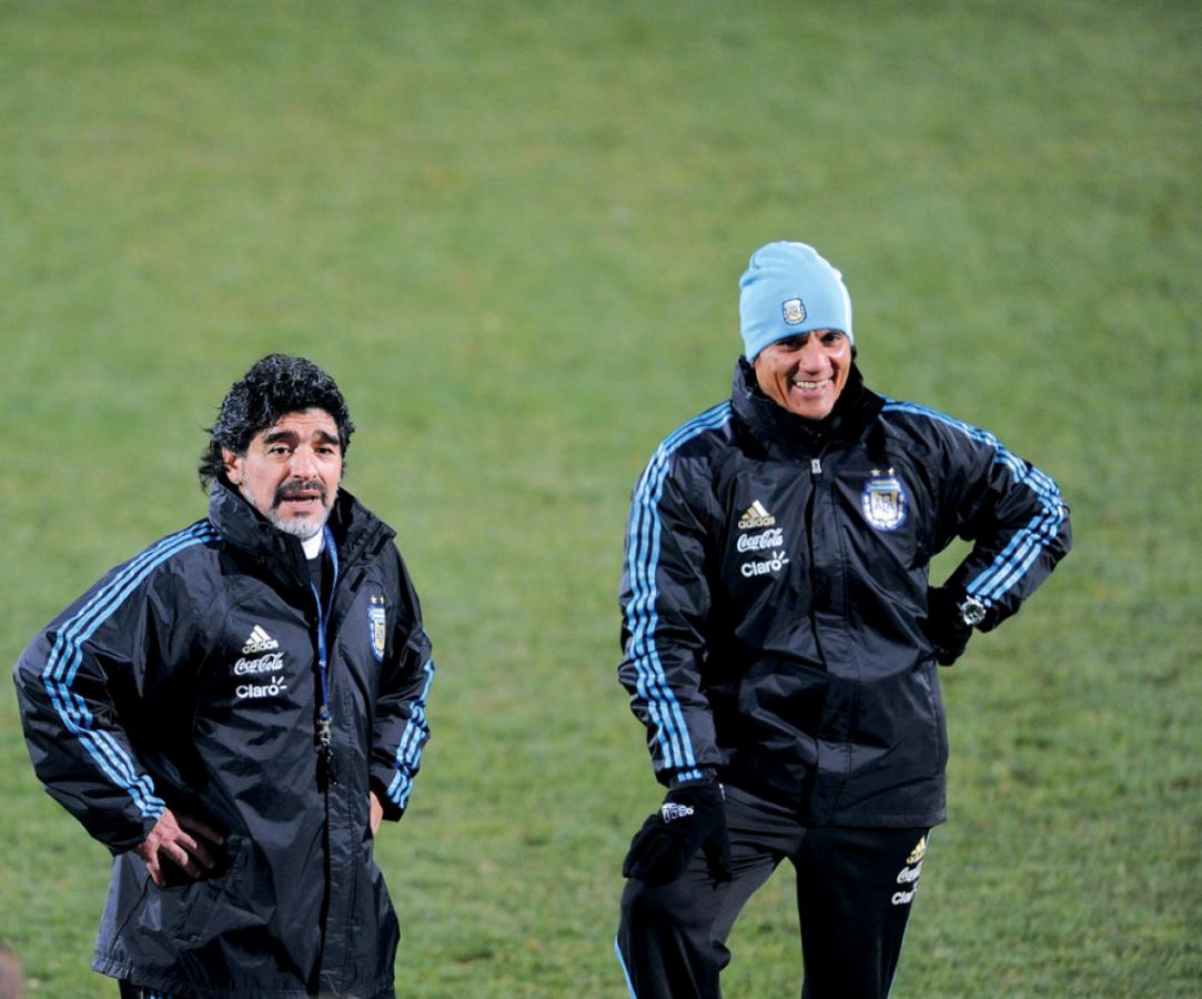 CON DIEGO, durante un entrenamiento en el último Mundial. Luego siguieron en Al Wasi.