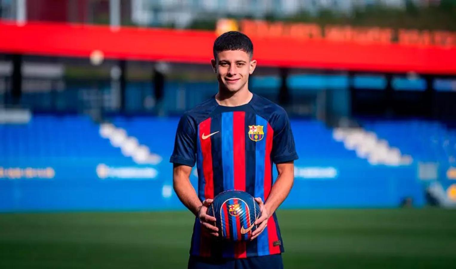 Imagen Román fue adquirido a Ferro por Barcelona y jugó en el equipo B.
