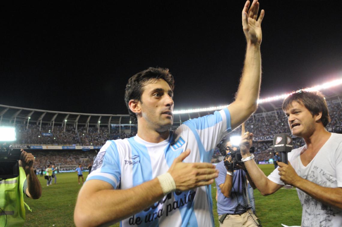 Imagen Diego Milito, príncipe de Avellaneda. Con él, Racing volvió a creer.