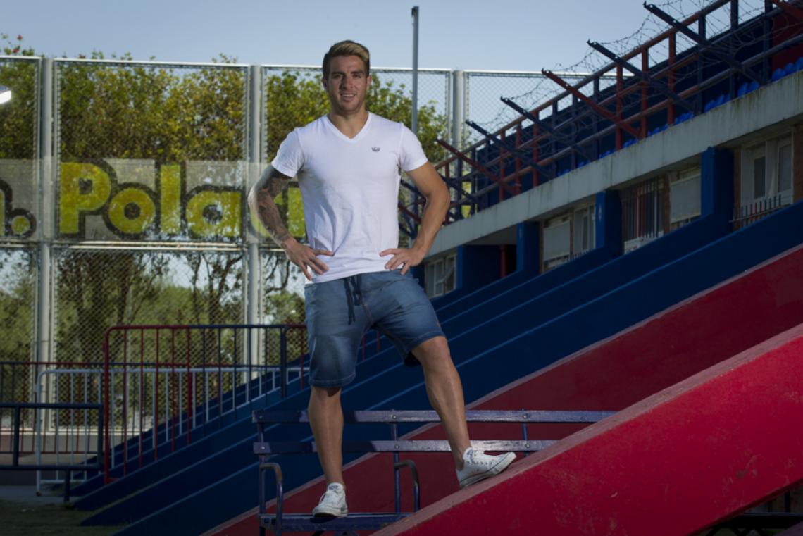 Imagen Adorado como pocos en San Lorenzo, a Buffa todavía le quedan dos años y medio de contrato en el club.