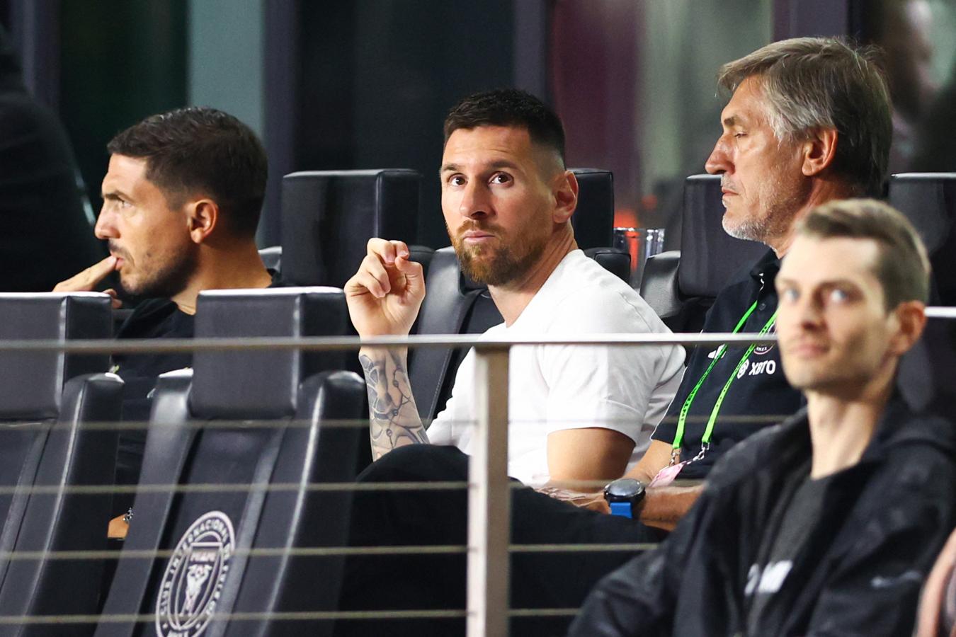 Imagen Messi, en la tribuna del DRV PNK Stadium.