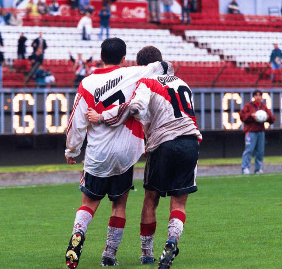 Imagen "Quiero volver a tirar paredes con Aimar", dijo Saviola. El Payaso se está recuperando en River.