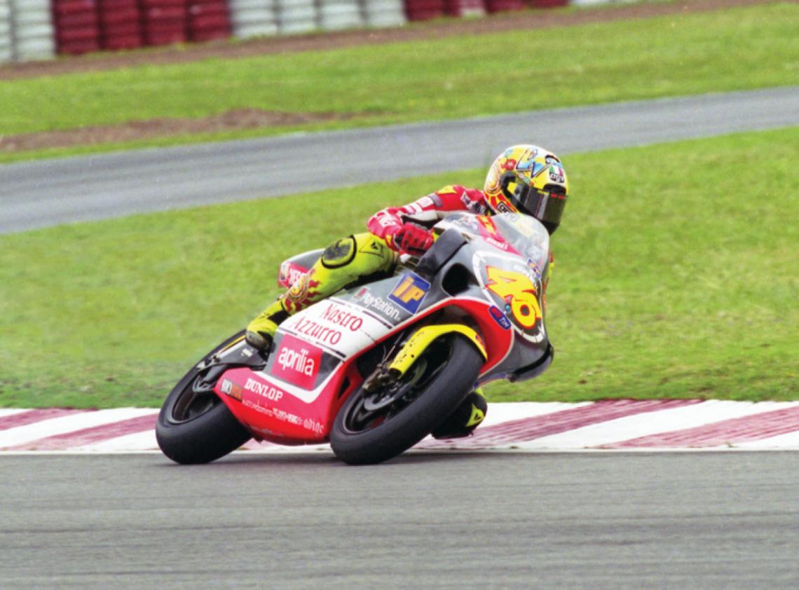 Imagen Aquellos viejos tiempos a fines de los 90 en los que Valentino, con la Aprilia, era un diamante por pulir.