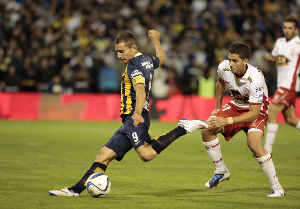 Imagen Al cierre de esta edición, sumaba 102 encuentros y 32 goles en Rosario Central (3 por copas internacionales). El rival al que más veces le anotó es Vélez: 4 tantos.