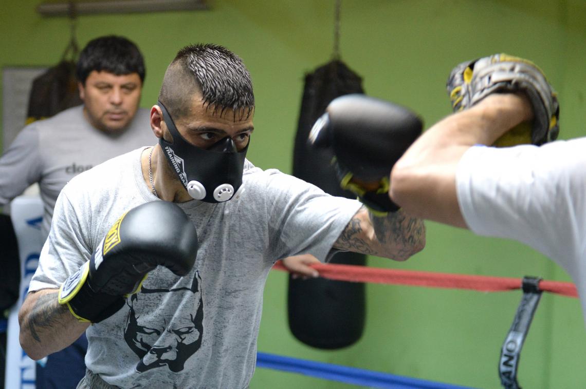 Imagen Matthysse está radicado con su familia en Junín, donde suele entrenar diariamente en doble turno.