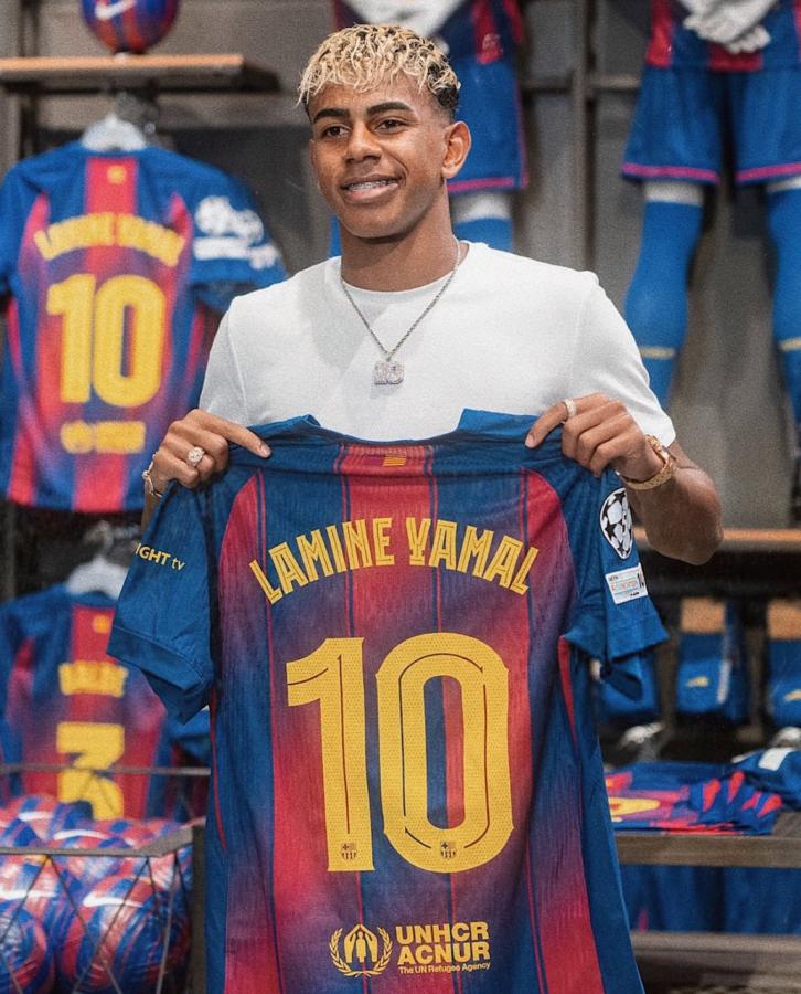 Imagen Lamine Yamal, el 10 con el que "competirá" Mbappé.