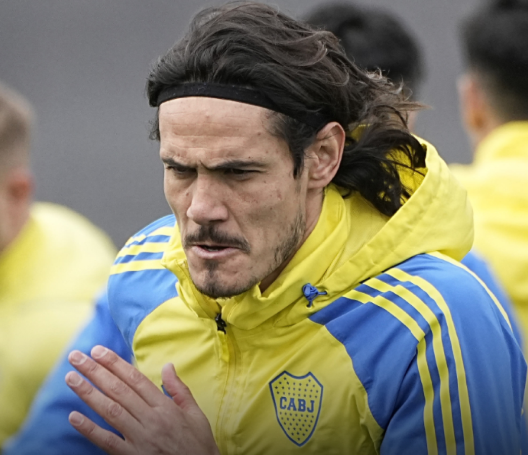 Imagen Cavani no se entrenó este martes por un cuadro febril.