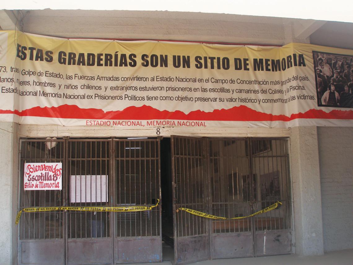 Imagen El portón de ingreso de la Escotilla 8.