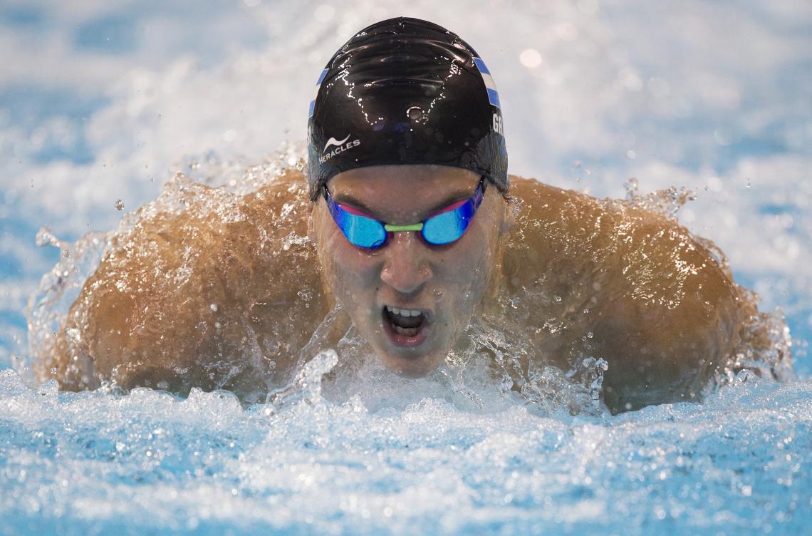 Imagen El nadador Sebastián Grassi fue otra de las figuras del equipo argentino. Ganó una medalla de plata en 100 metros mariposa y obtuvo el pasaporte para Río 2016. Con apenas 18 años, se perfila para dar más alegrías en el futuro.