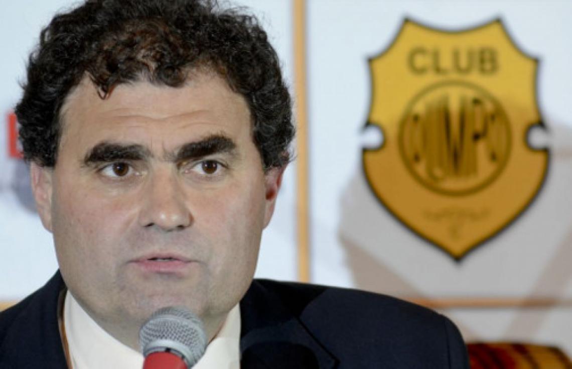 Imagen Alfredo Dagna estuvo en la apertura de sobres. Es el presidente de Olimpo.