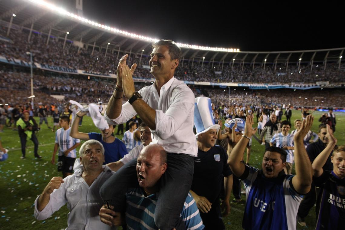 Imagen En anda de los hinchas, la noche del 14 de diciembre de 2014, cuando Racing salió campeón tras 13 años, luego de ganarle a Godoy Cruz.