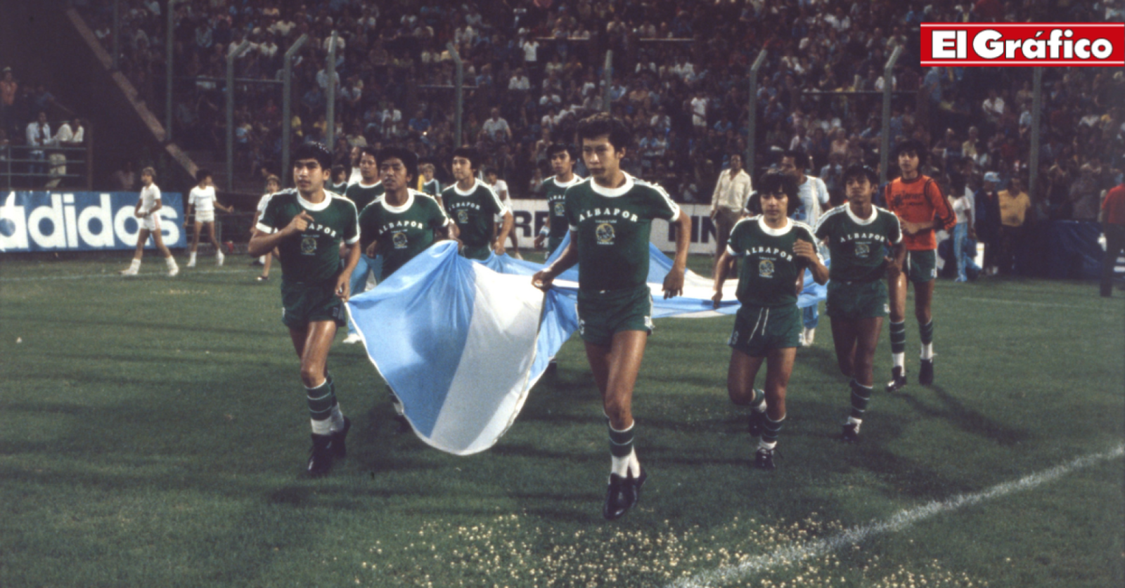 Imagen El sorprendente Tahuichi, de Bolivia, ingresa a la cancha de Vélez