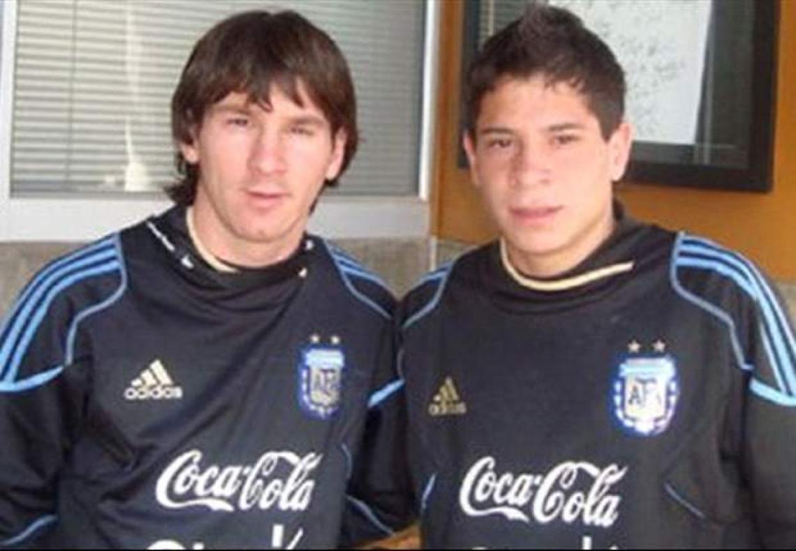 Imagen Iturbe con Messi, cuando era sparring.