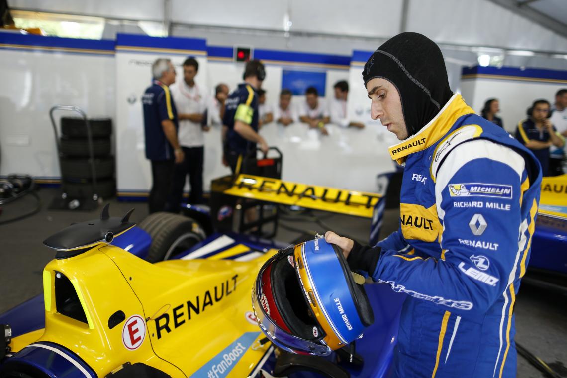 En sintonía, padre e hijo, Alain y Nicolás Prost, comparten su gran pasión por la velocidad.