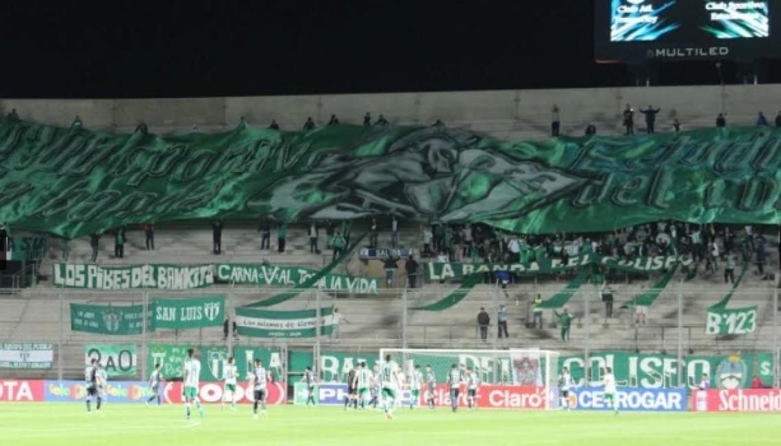 Imagen El público que acompañó a los dirigidos por Héctor Arzubialde.