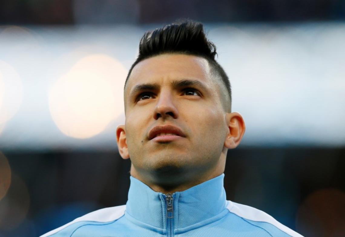 Imagen El Kun le pidió referencias a Lionel Messi de Guardiola.