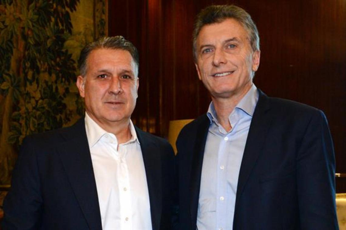 Imagen Martino con Macri. FOTO: Presidencia de la Nación.