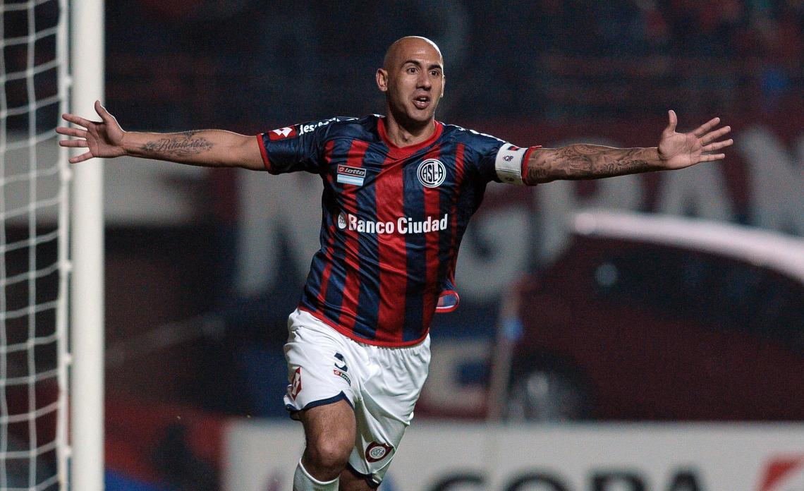 Pichi Mercier Renovo En San Lorenzo El Grafico